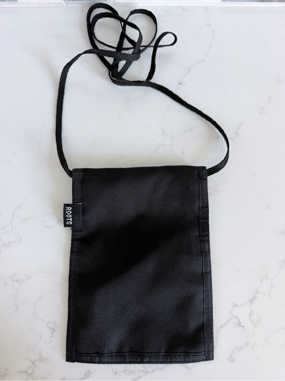 Unisex Roots Black Crossbody Neck Pouch Bag - Picture 2 of 2